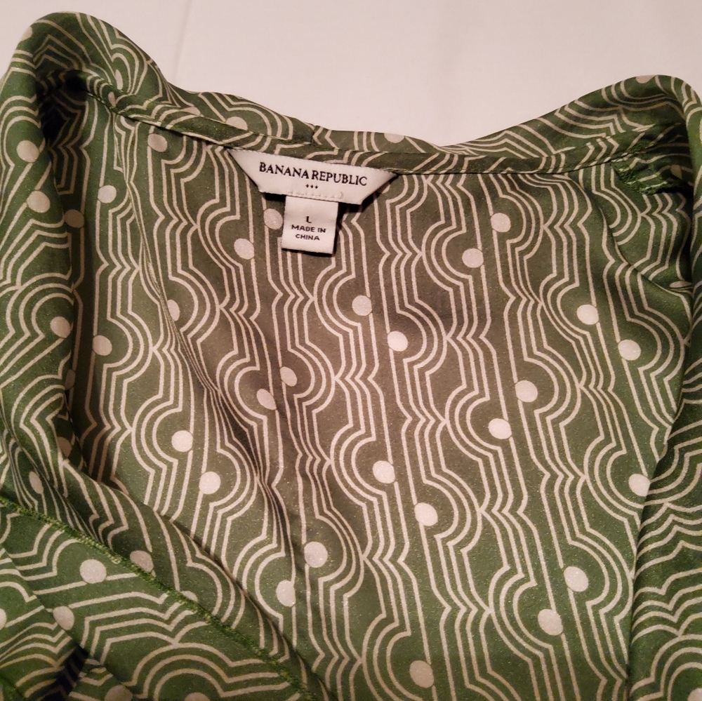 Banana Republic Blouse - Picture 7 of 8